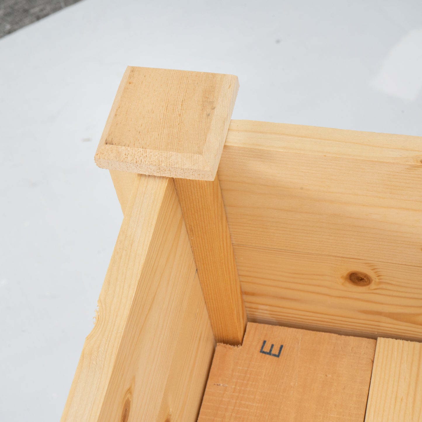 Elevated Wooden Planter Boxes Kit